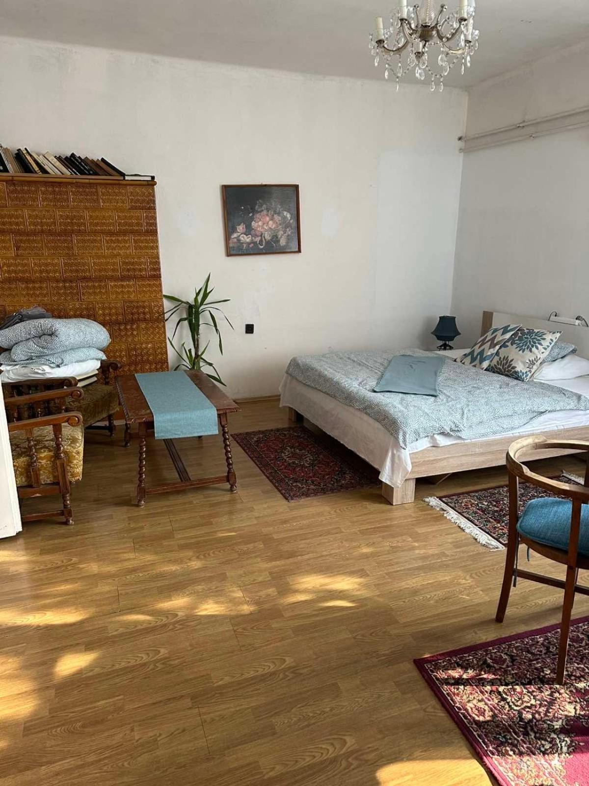 Grany'S Retro Guesthouse Near Budapest Airport Vecsés Buitenkant foto